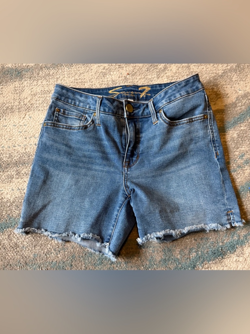 Seven7 Women's Size 6 Denim Cutoff Shorts